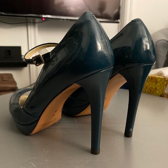 Coach Shawna Peep Toe Heels - Picture 3 of 4